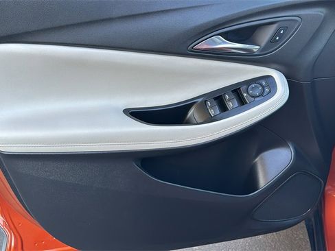 Used 2023 Buick Encore GX Preferred w/ Cold Weather Comfort Package image 18