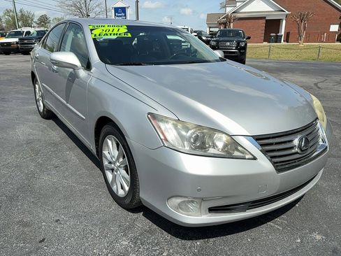 Used 2011 Lexus ES 350 FWD image 2