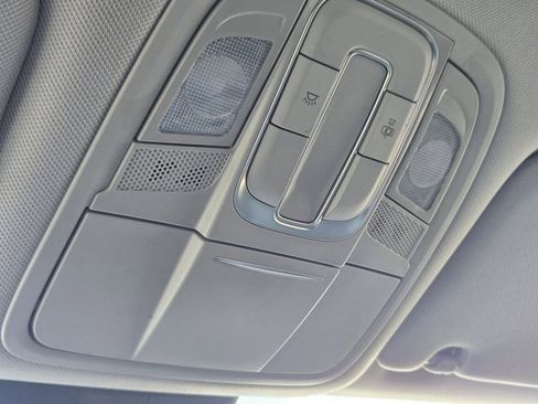 Used 2019 Hyundai Santa Fe SEL image 31