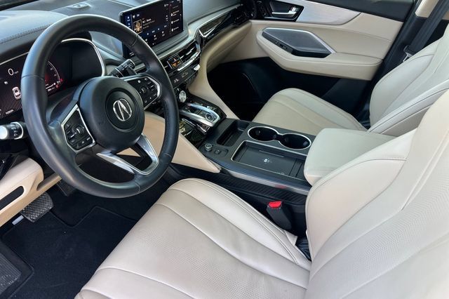 Certified 2025 Acura MDX w/ Technology Package AWD/4WD image 10
