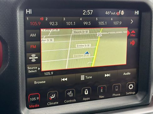 Used 2022 Jeep Wrangler Unlimited Rubicon w/ Cold Weather Group image 17