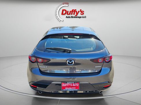 Used 2021 MAZDA MAZDA3 s image 17