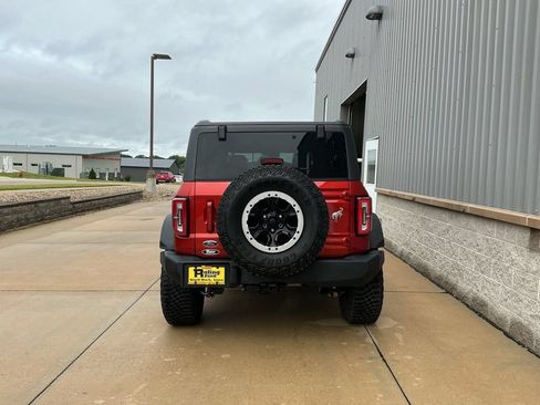 Used 2022 Ford Bronco Outer Banks w/ Sasquatch Package AWD/4WD image 5
