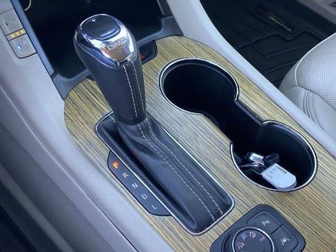 Used 2017 GMC Acadia Denali w/ Technology Package image 12