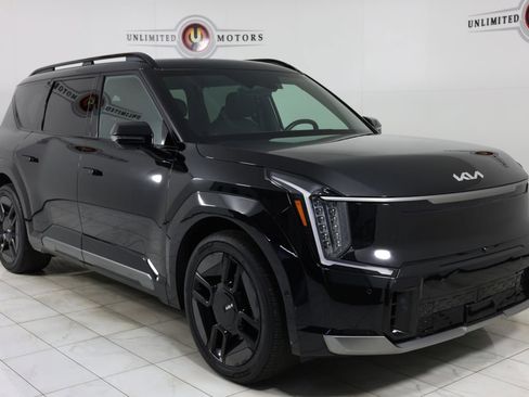 Used 2024 Kia EV9 GT-Line AWD/4WD image 33