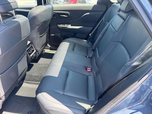 Used 2025 Toyota Crown Signia AWD/4WD image 13