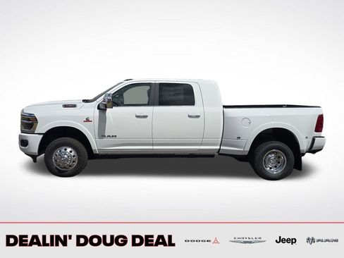 New 2026 RAM 3500 Limited AWD/4WD image 2
