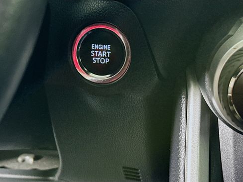 Used 2024 Toyota RAV4 XLE Premium image 20