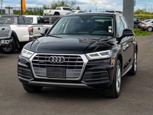Used 2020 Audi Q5 Premium Plus image 4