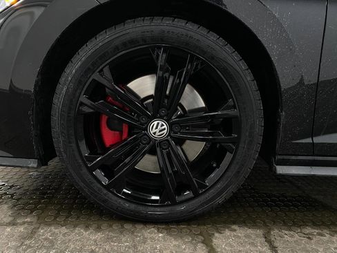 Used 2020 Volkswagen Jetta GLI Autobahn image 12
