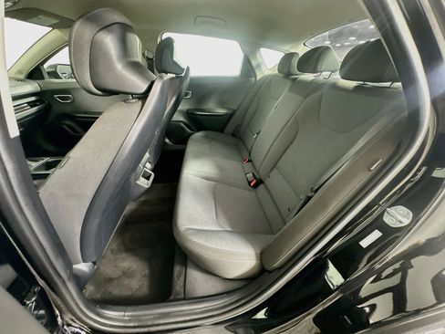Used 2025 Kia K4 FWD image 26