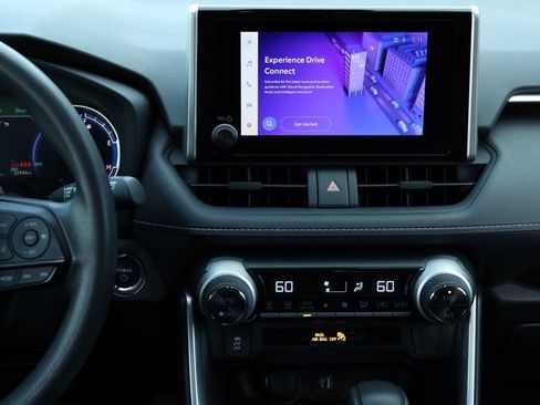 Used 2024 Toyota RAV4 XLE image 16