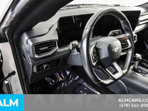 Used 2025 Ford Mustang Premium RWD image 20