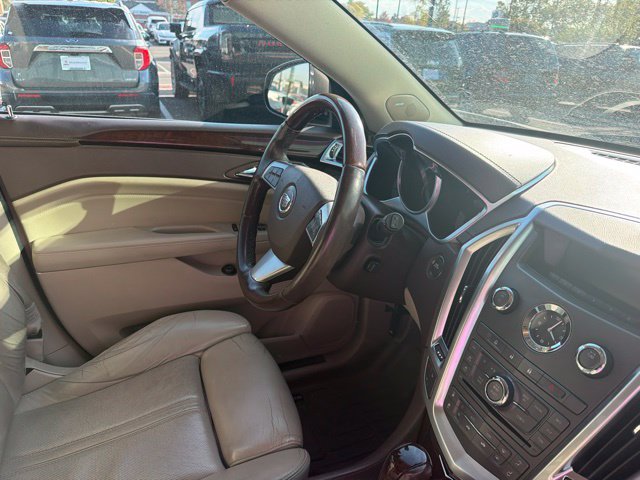 Used 2011 Cadillac SRX Luxury FWD image 15