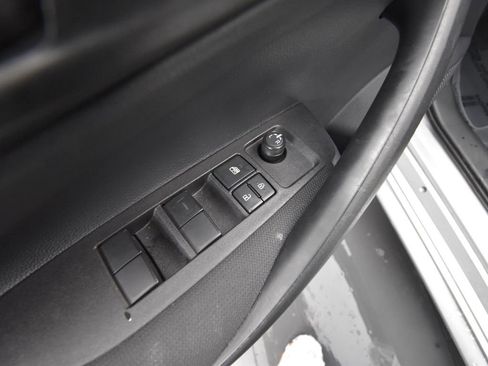 Used 2025 Toyota Corolla LE image 13