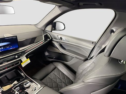 New 2026 BMW X5 xDrive40i AWD/4WD image 25