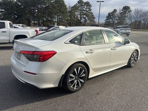 Used 2022 Honda Civic EX image 8