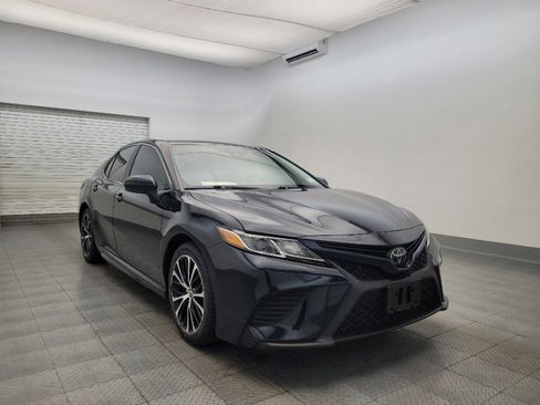 Used 2019 Toyota Camry SE image 13