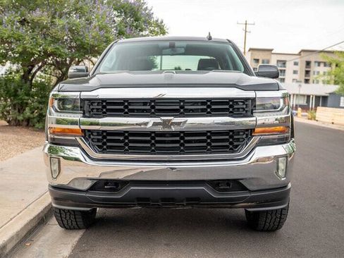 Used 2017 Chevrolet Silverado 1500 LT w/ All Star Edition AWD/4WD image 8