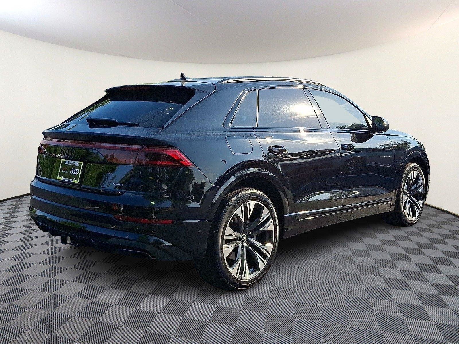Used 2026 Audi Q8 Premium Plus AWD/4WD image 6