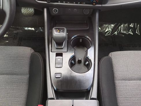 Certified 2023 Nissan Rogue SV FWD image 15
