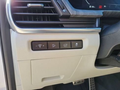 Certified 2025 Kia Telluride SX FWD image 21