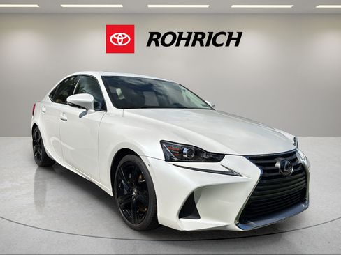 Used 2017 Lexus IS 300 AWD w/ Navigation System Package image 4