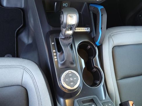 New 2024 Ford Bronco Black Diamond image 16