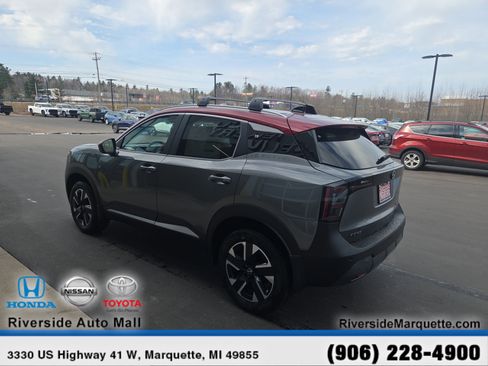 Used 2026 Nissan Kicks SV w/ Cold Weather Package AWD/4WD image 6