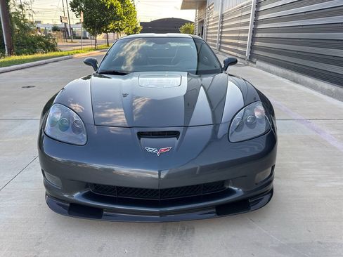 Used 2009 Chevrolet Corvette ZR1 w/ Preferred Equipment Group RWD image 29
