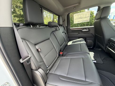 New 2026 GMC Sierra 2500 Denali w/ Denali Reserve Package AWD/4WD image 26