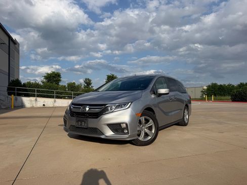 Used 2018 Honda Odyssey EX-L image 9