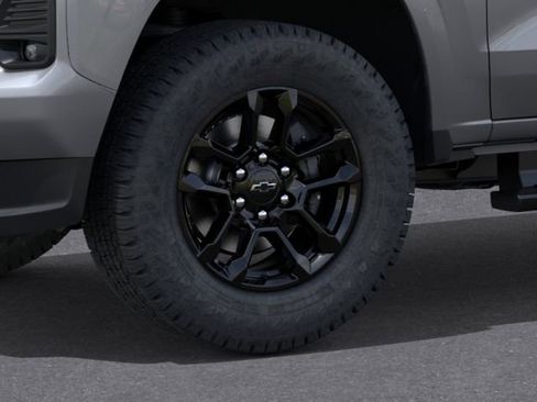 New 2026 Chevrolet Colorado Z71 w/ Midnight Edition AWD/4WD image 9
