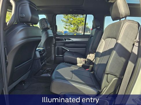 New 2026 Jeep Grand Wagoneer Limited AWD/4WD image 15
