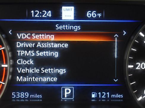 Used 2024 Nissan Altima 2.5 SV w/ SV Premium Package AWD/4WD image 26