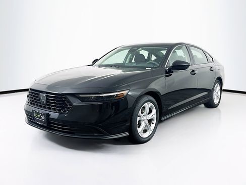 Used 2023 Honda Accord LX image 3