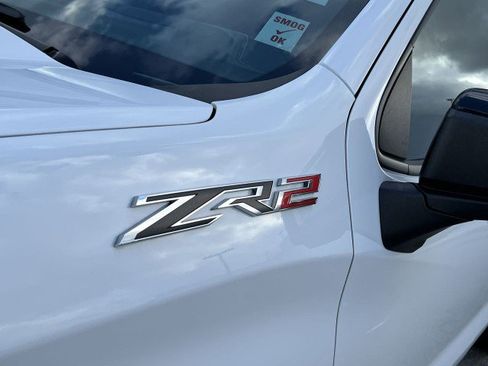 Used 2023 Chevrolet Silverado 1500 ZR2 w/ Technology Package image 32