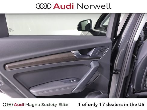 Used 2023 Audi Q5 2.0T Premium Plus w/ Premium Plus Package AWD/4WD image 21