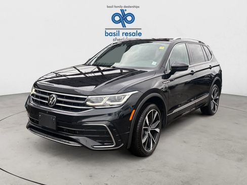 Used 2022 Volkswagen Tiguan SEL R-Line AWD/4WD image 2