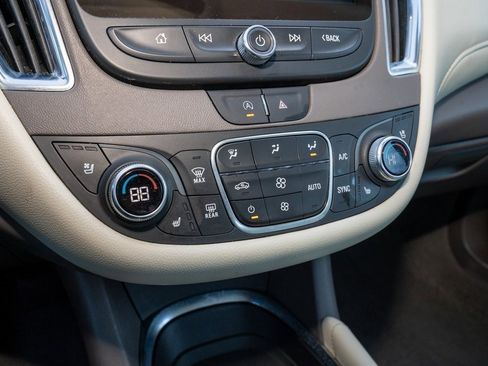 Used 2024 Chevrolet Malibu LT image 7