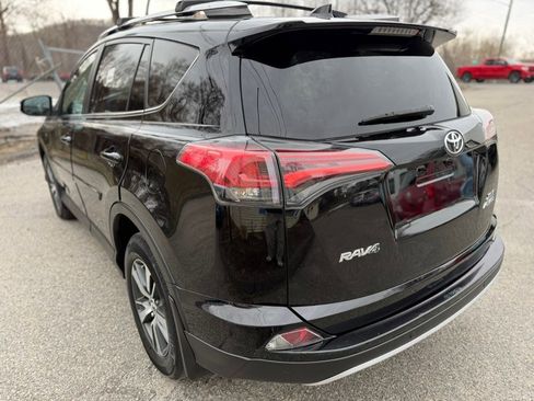 Used 2018 Toyota RAV4 XLE image 11