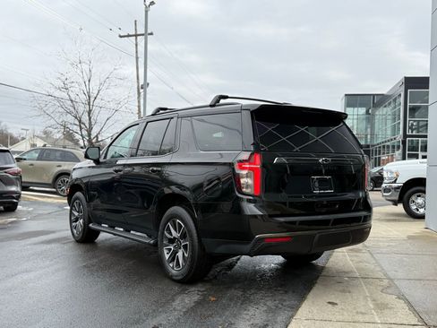 Used 2022 Chevrolet Tahoe Z71 w/ Luxury Package image 3