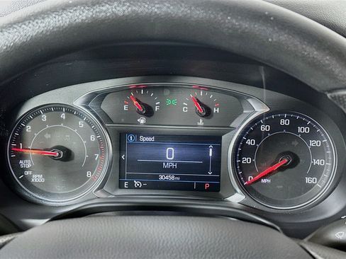Used 2023 GMC Acadia SLE w/ Driver Convenience Package FWD image 12
