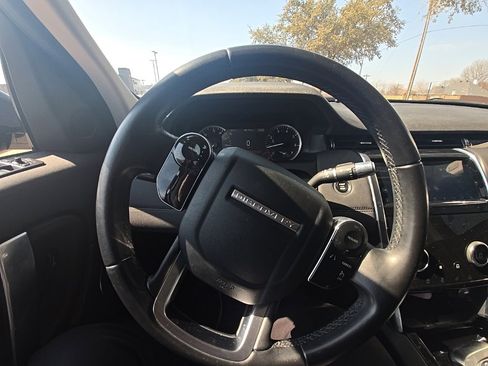 Used 2020 Land Rover Discovery Sport S image 16