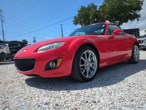 Used 2012 MAZDA MX-5 Miata Grand Touring w/ Premium Pkg RWD image 9