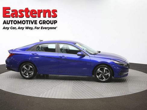 Used 2023 Hyundai Elantra Limited w/ Preferred Accessory Package image 48