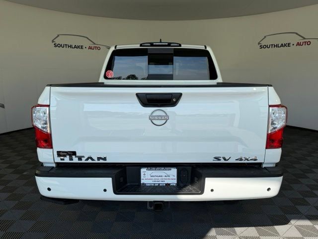 Certified 2023 Nissan Titan SV w/ SV Convenience Package AWD/4WD image 6