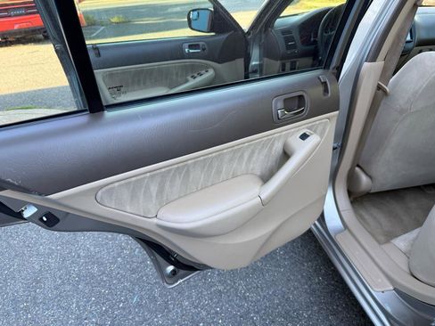 Used 2004 Honda Civic LX image 16