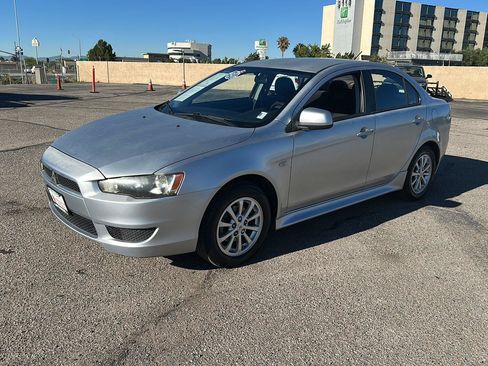 Used 2010 Mitsubishi Lancer ES FWD image 3