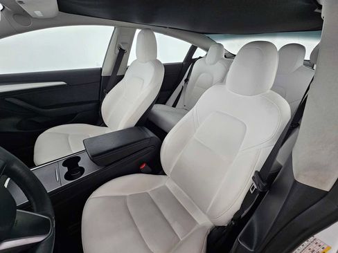 Used 2022 Tesla Model 3 Standard Range image 22